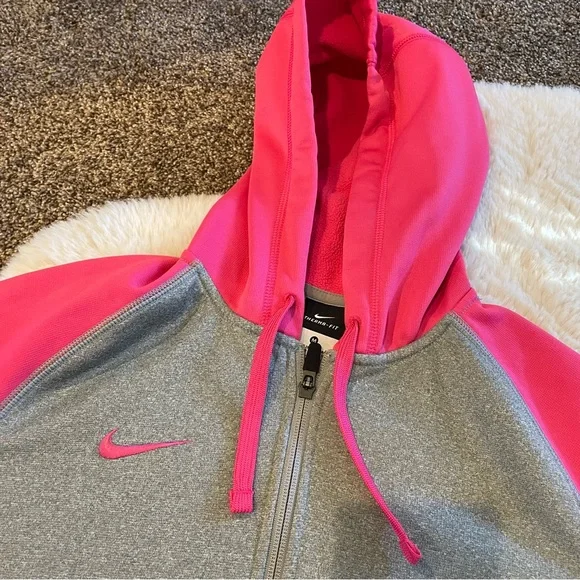 NIKE Therma-fit Hoodie - Picture 2 of 5